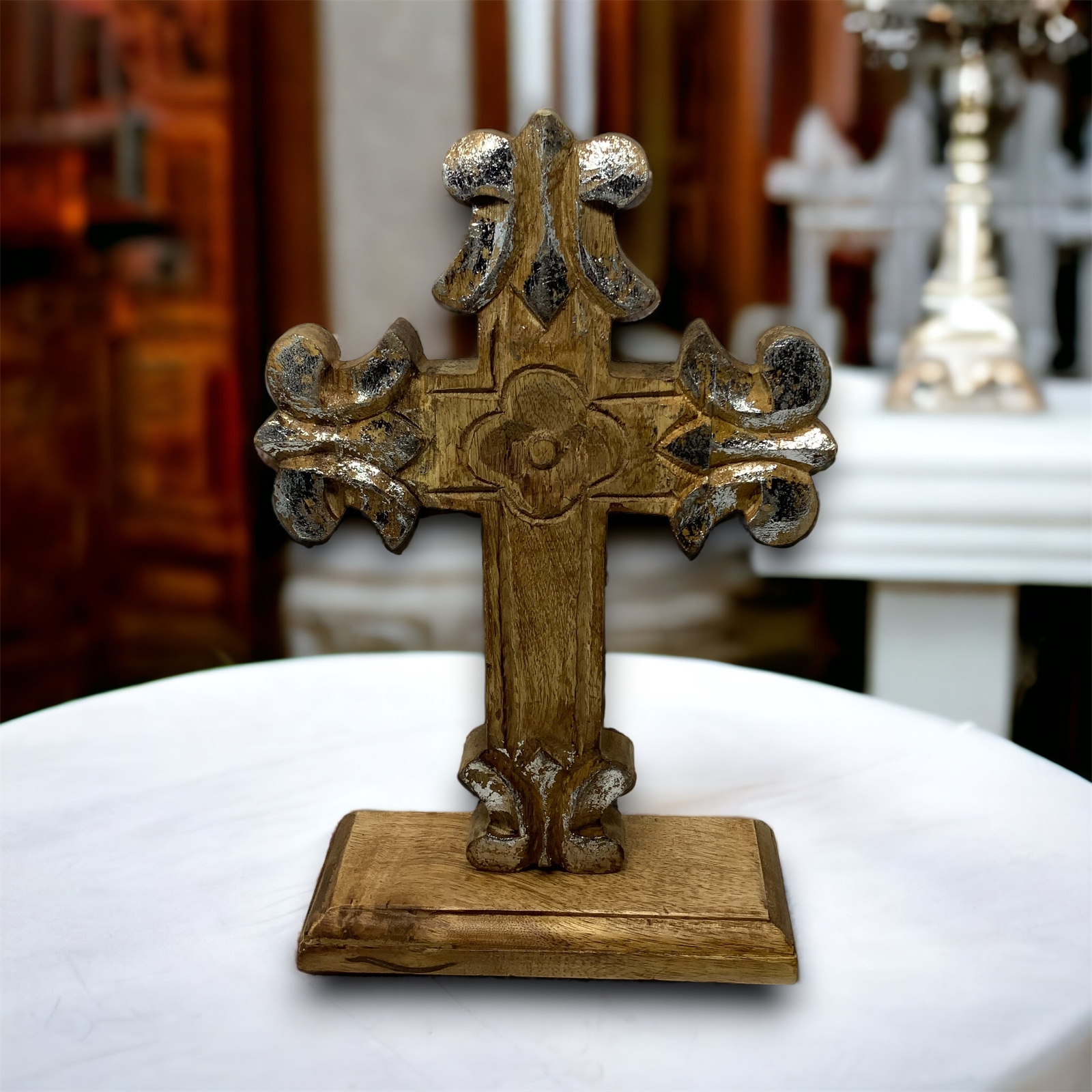 St Charles Table Cross - Natural with silver foil