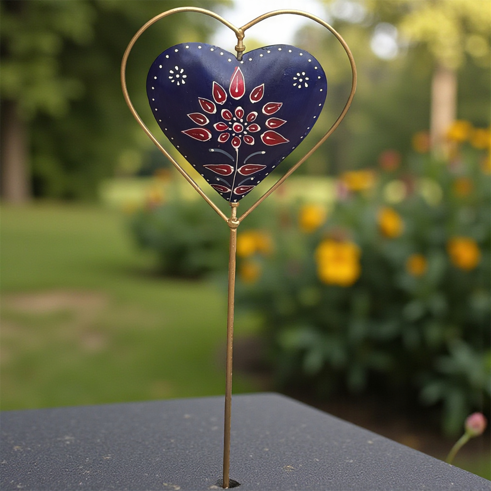 Flower Heart Garden Stake - Dark Blue 